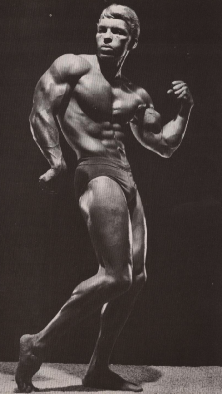 Natural Bodybuilding Pose Gene Mozee